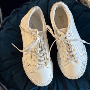Zara Classic Platform Canvas Lace-Up Sneakers in White